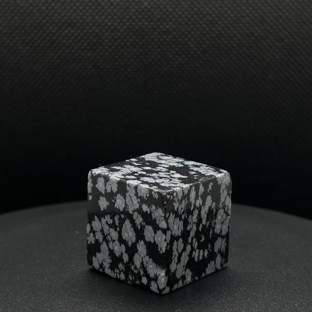 Cubo de obsidiana nevada - cubo-de-obsidiana-nevada.jpg